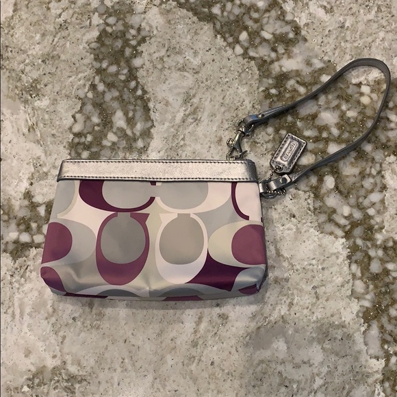 Coach wristlet - Picture 2 of 3